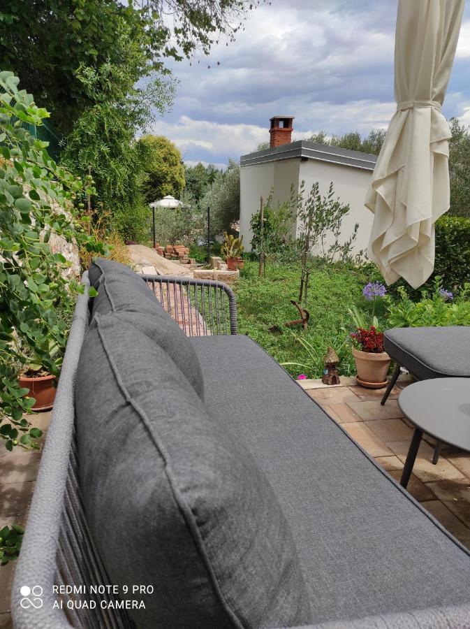 Villa Podvrsina1A Rosa Preko Exterior foto